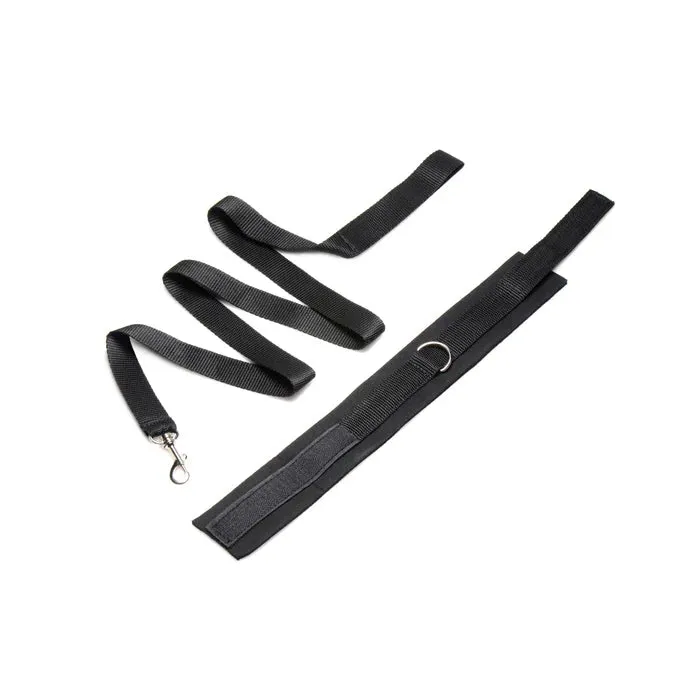 Anal XR Brands Frisky Leash And Collar Set