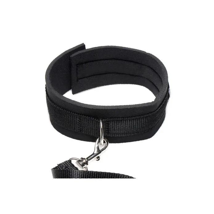 Anal XR Brands Frisky Leash And Collar Set